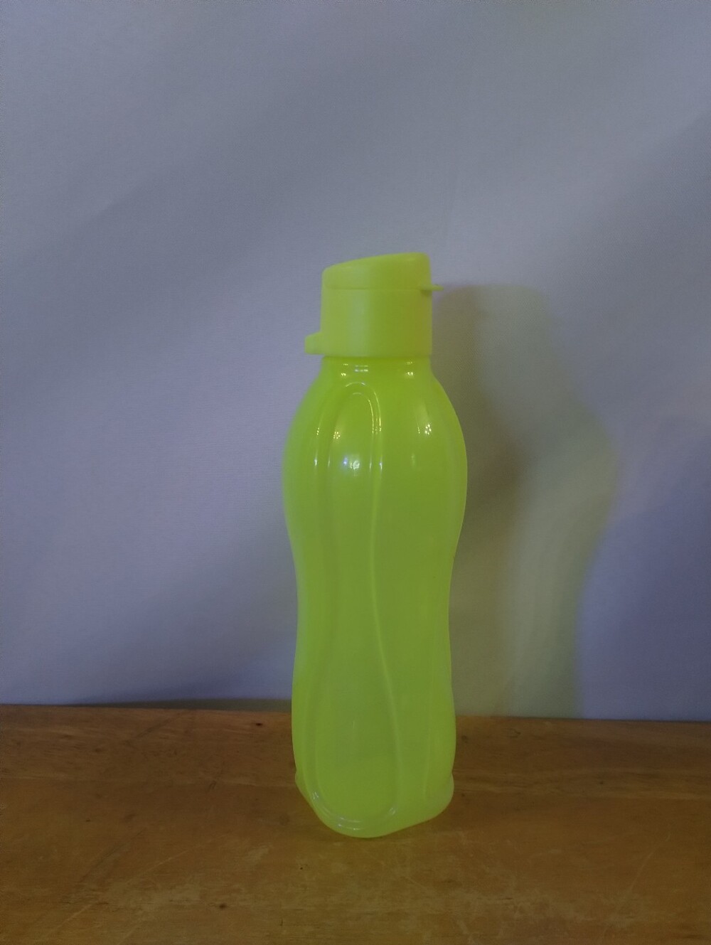 Tupperware Eco Water Bottle Neon Yellow Flip Top Reusable Drink Bottle BPA Free